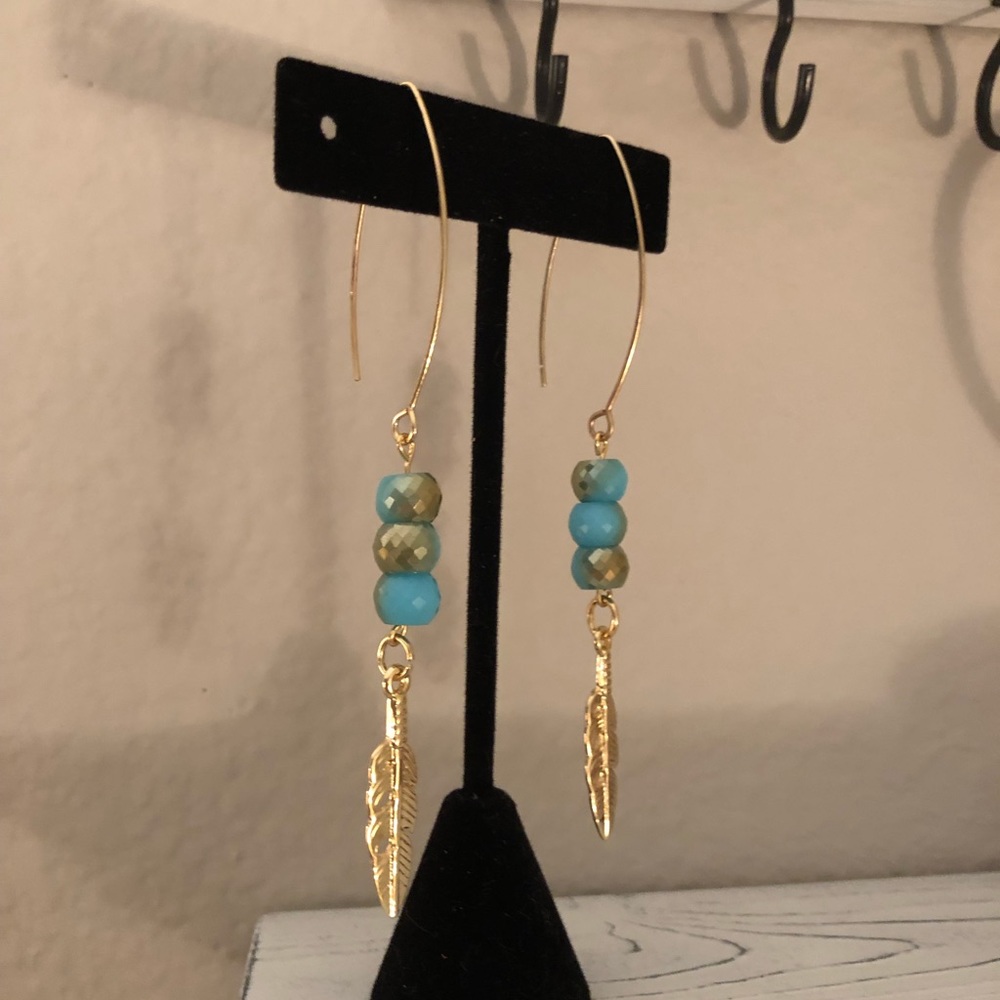 Handmade dangle earrings - Picture 2 of 2